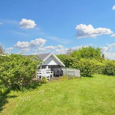 Holiday home 6 Person In Glesborg